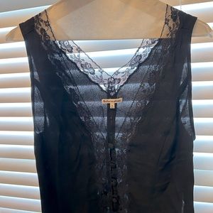 Lace reformation top